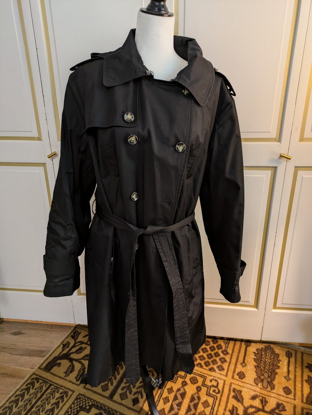 3X Classic London Fog Long Black Double-Breasted Trench Coat - Classic